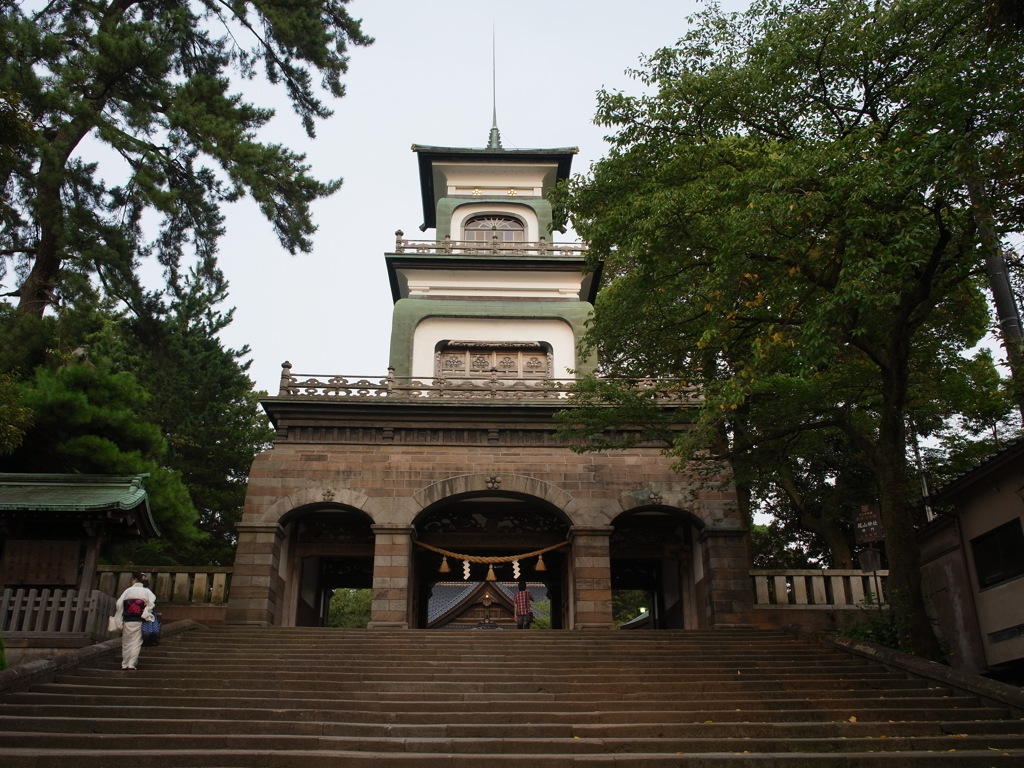 R0013498