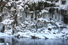 三十槌の氷柱