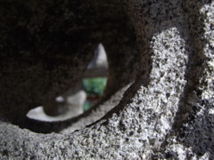 石之月