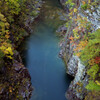 色づきの峡谷