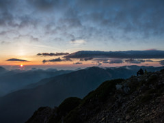 薬師岳山頂からの日の出