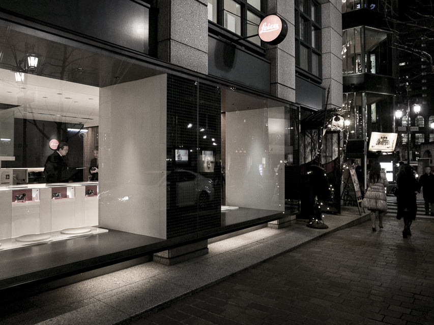 GINZA Leica