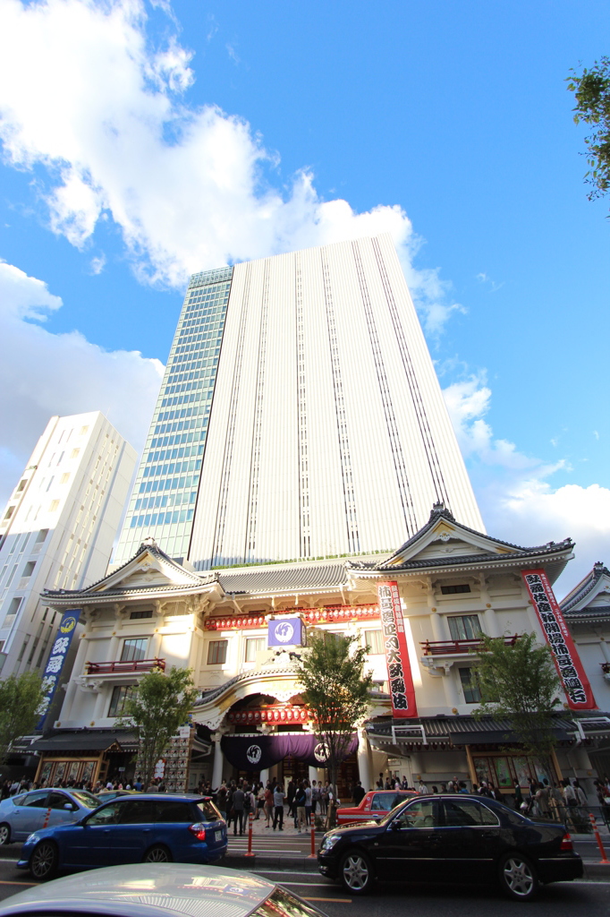新歌舞伎座