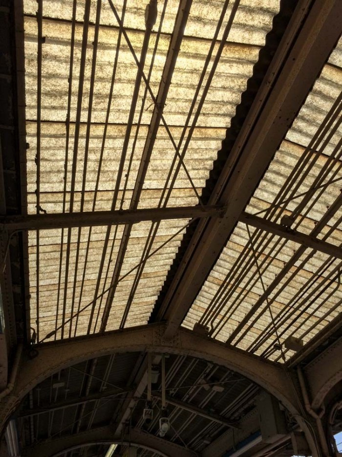 国鉄三ノ宮駅