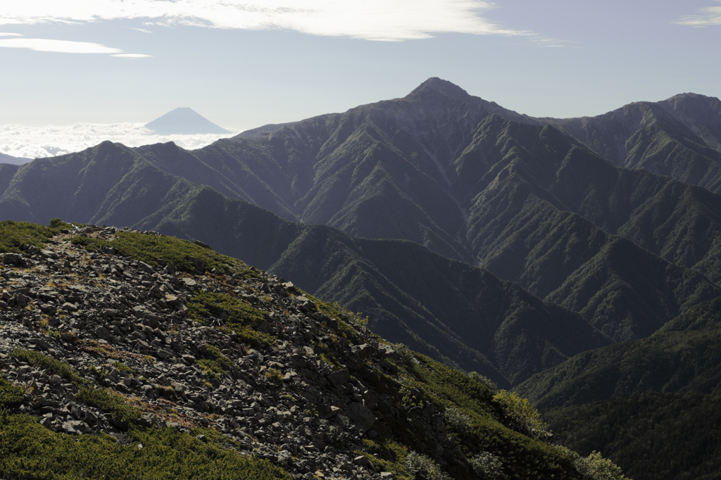 アルプスと富士山