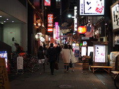 夜、法善寺界隈