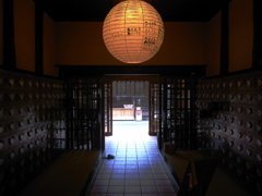 下足場