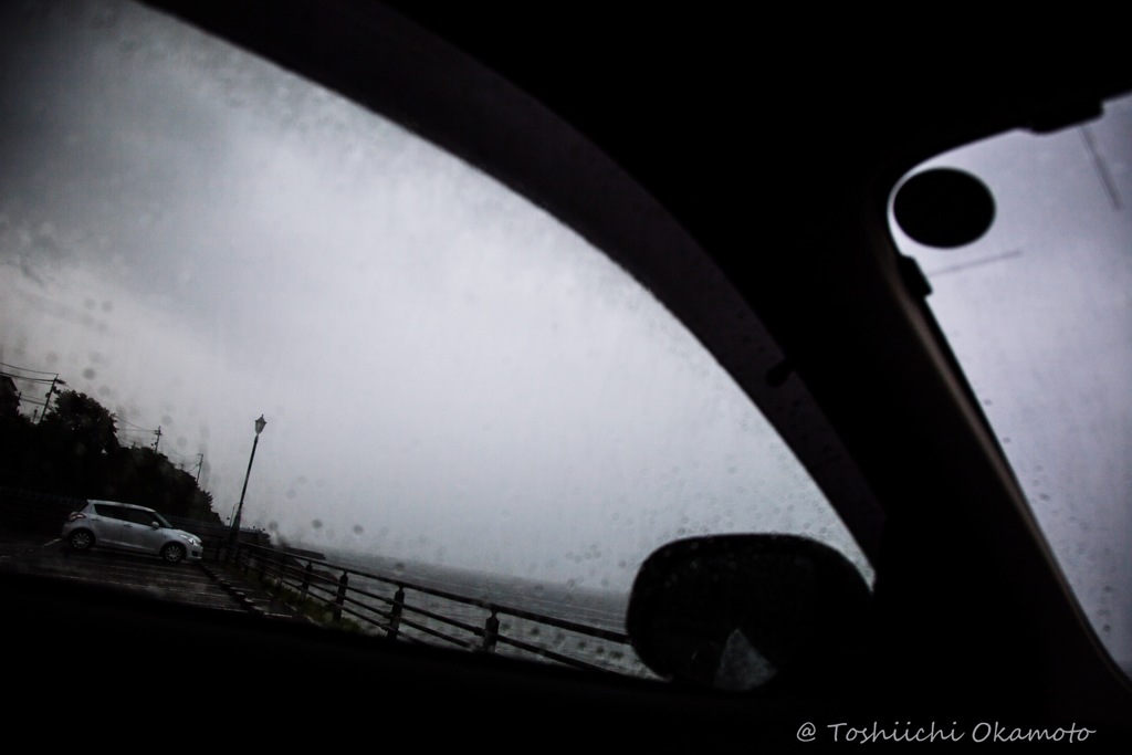 雨の中で。。。