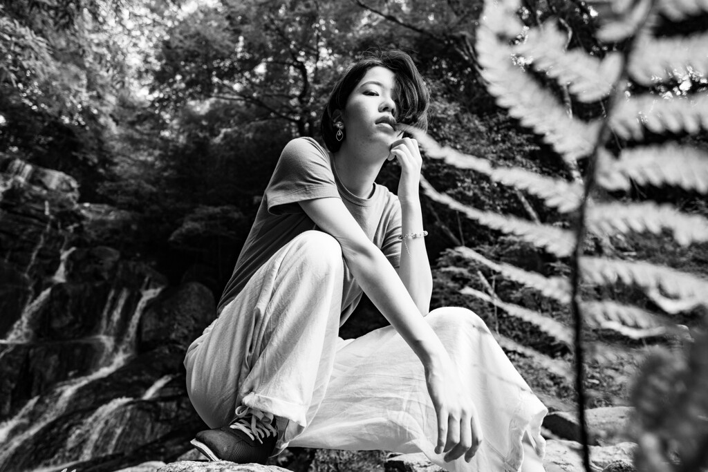 SHIHO MONOCHROME