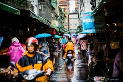 台北市大同區 雨の市場