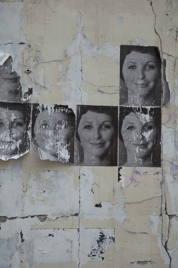 face wall3