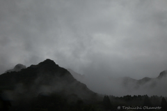 阿蘇　霧雨
