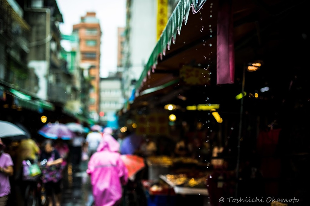雨の市場 台北市大同區