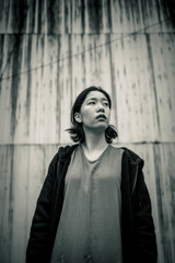 Shiho monochrome