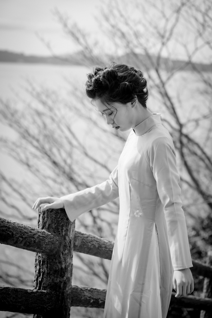 SHIHO monochrome