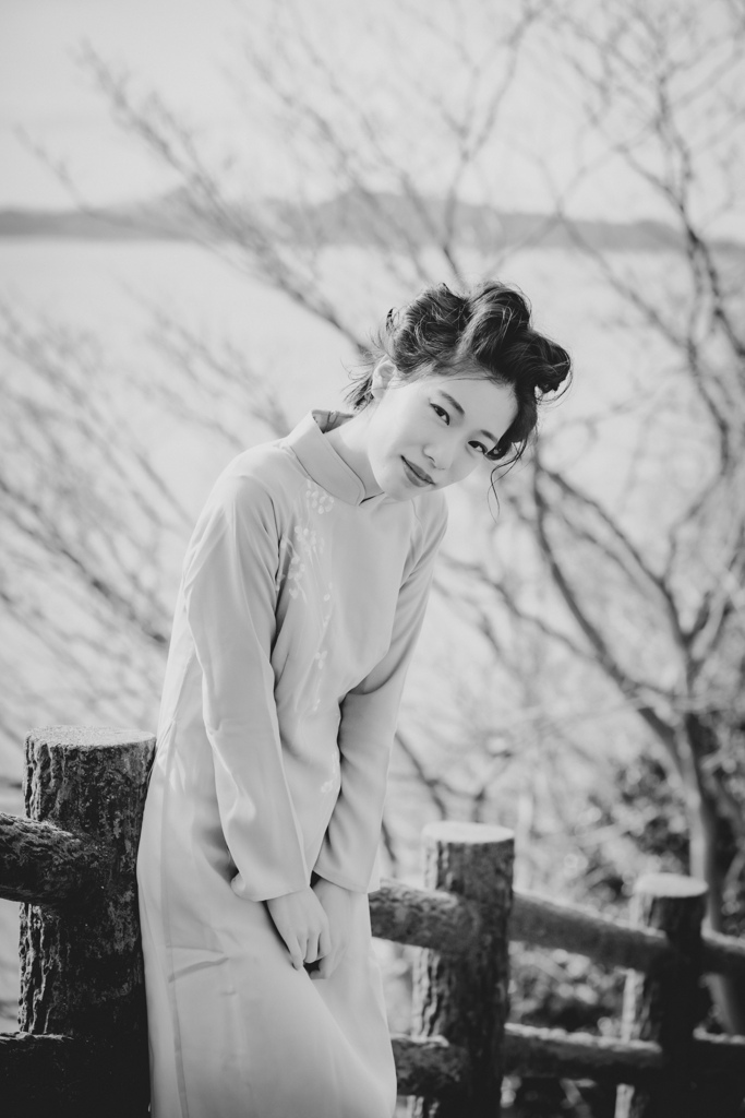 SHIHO monochrome