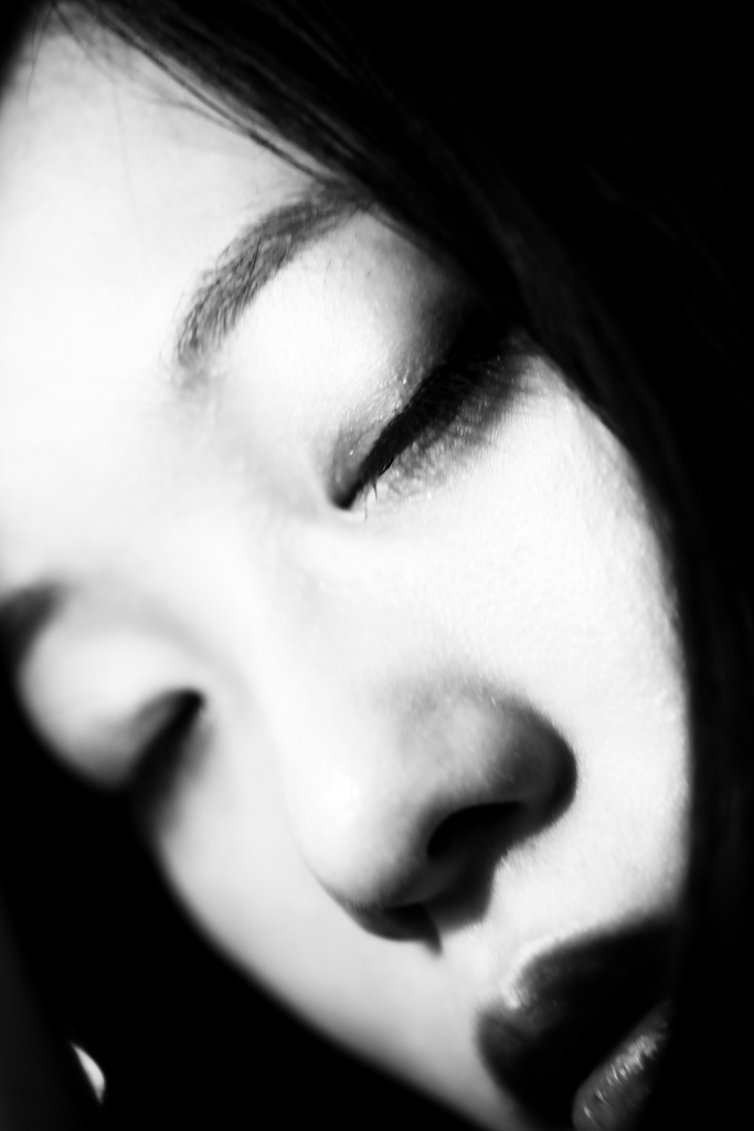 SHIHO monochrome