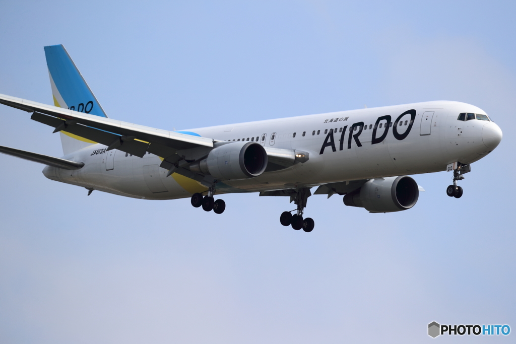 ホヌ1号機が来た日に　新千歳空港19Rエンド　AIRDO