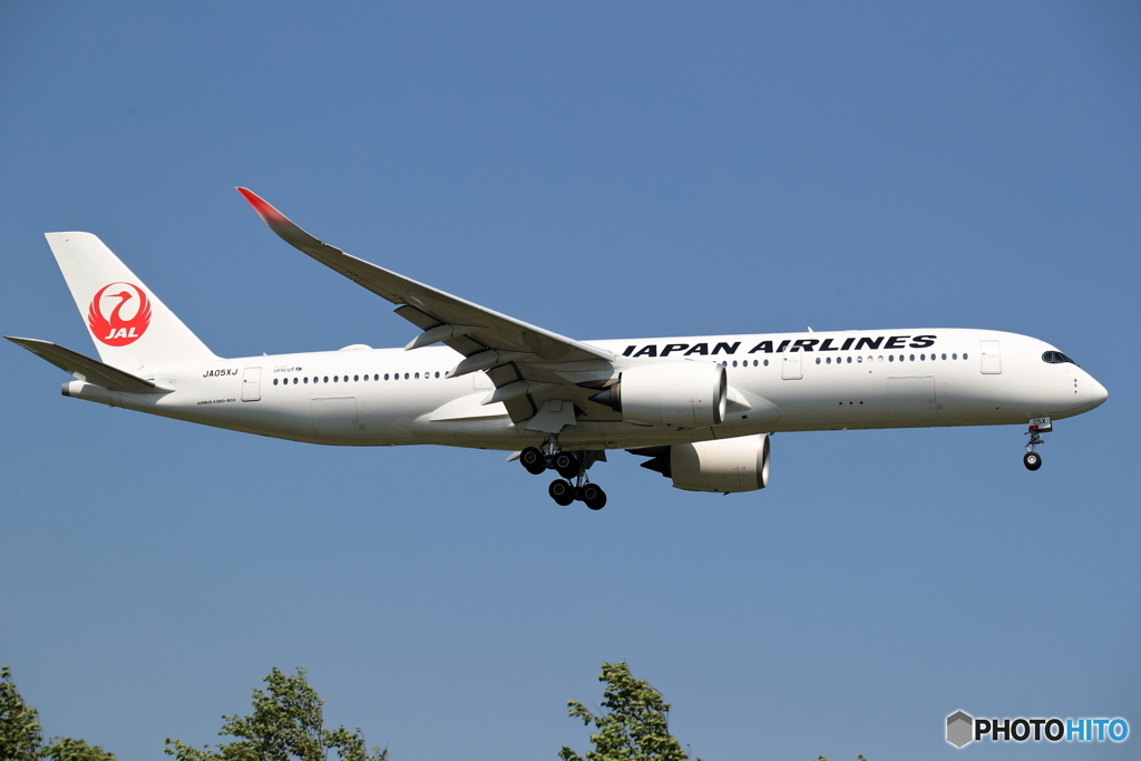 AIRBUS A350-900