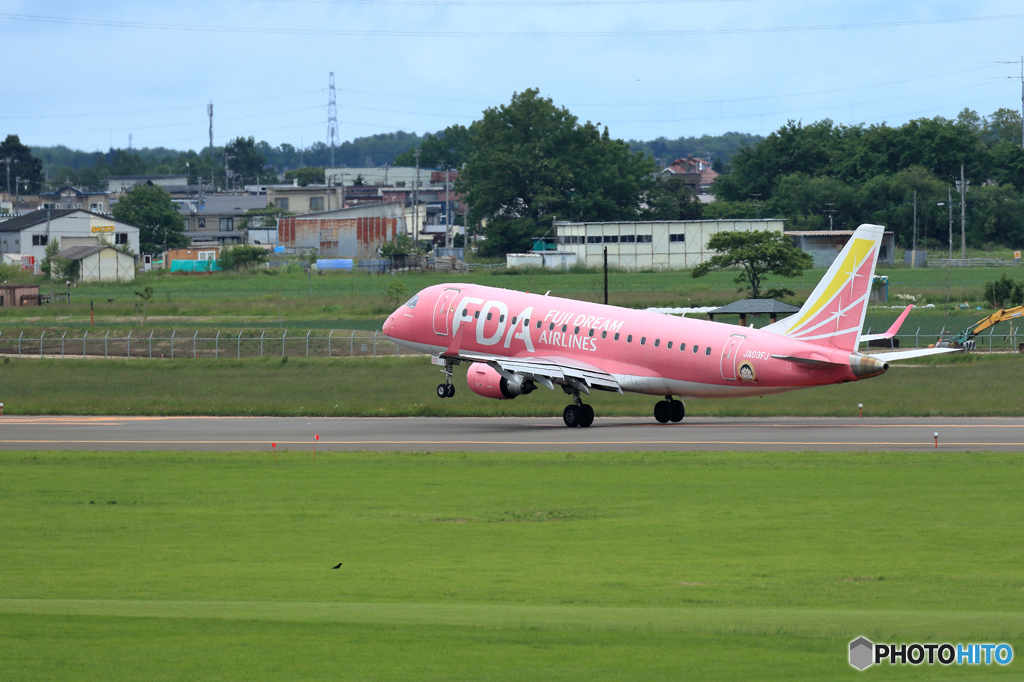 札幌　丘珠空港　ＦＤＡ３号機（ピンク）　それではね！！