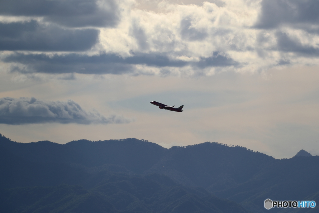丘珠空港　FDA　モエレ沼公園、モエレ山より