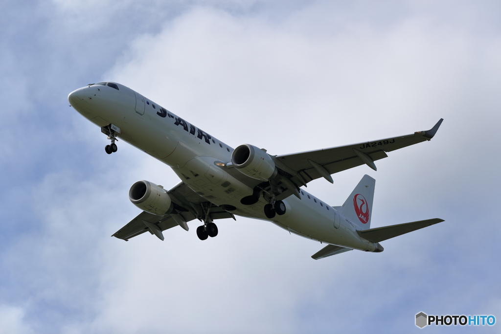 新千歳空港　科学技術大学前より　J-AIR