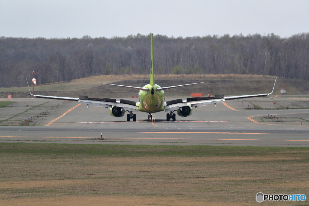 令和元年　撮り始め　新千歳空港　生コン　JinAir