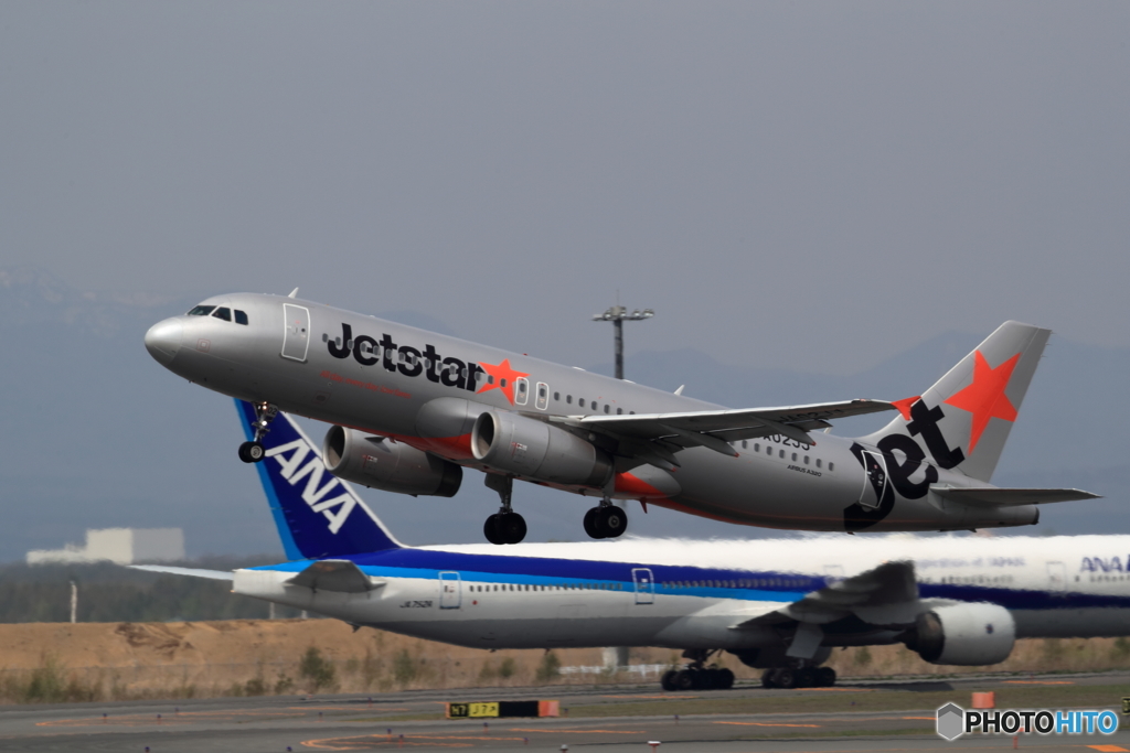 令和元年　撮り始め　新千歳空港　生コン　Jetstar