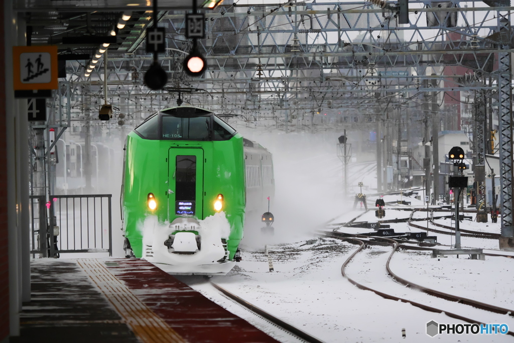 特急ライラック　苗穂駅にて