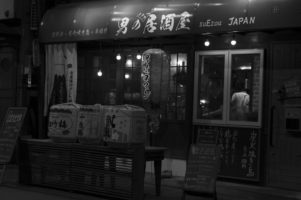 夜の店のあかり３