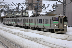 快速エアポート 苗穂駅にて