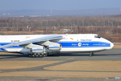 新千歳空港　アントノフ　No2