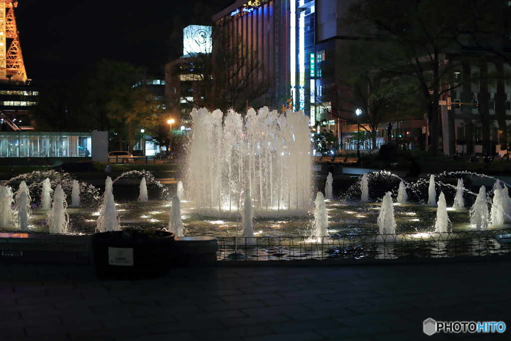 夜の街撮り　大通り公園噴水