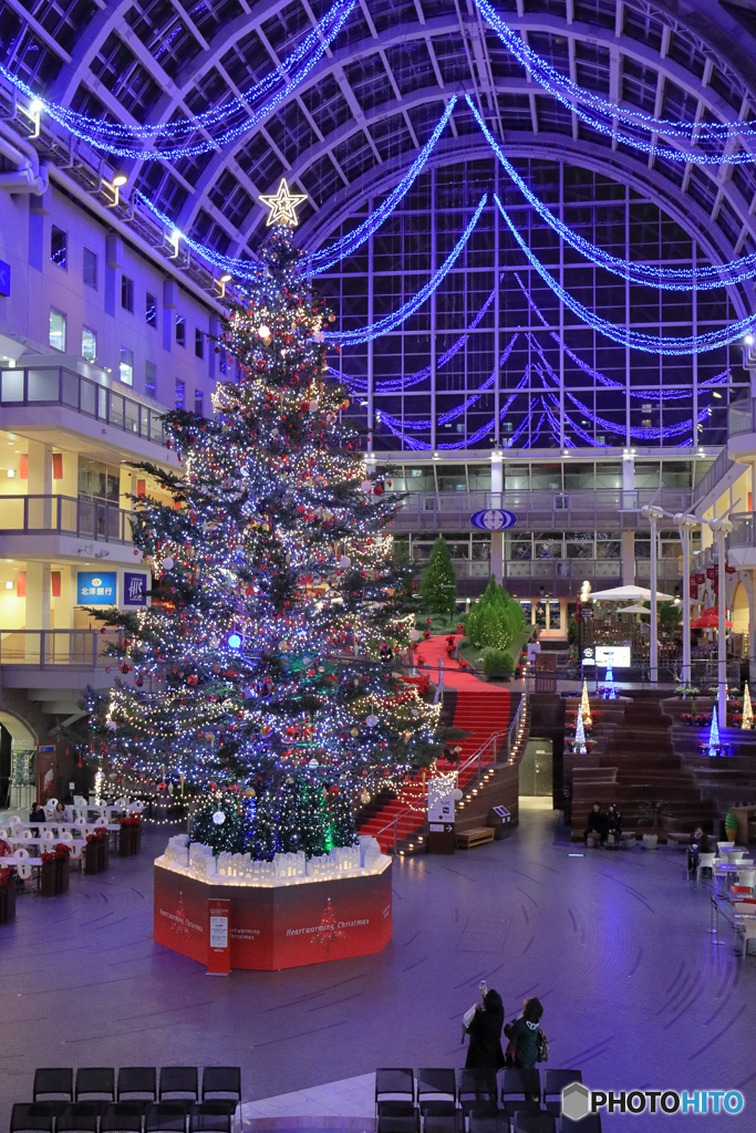 ファクトリーのクリスマスツリー