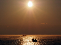 岬の朝　－柔らかな日差し－