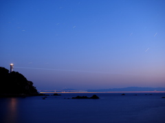 岬の朝　－薄明の海峡－