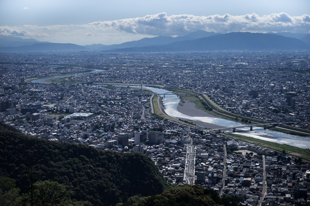 長良川を眺めて