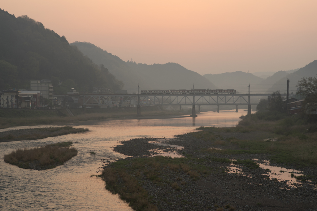 吉野川の朝