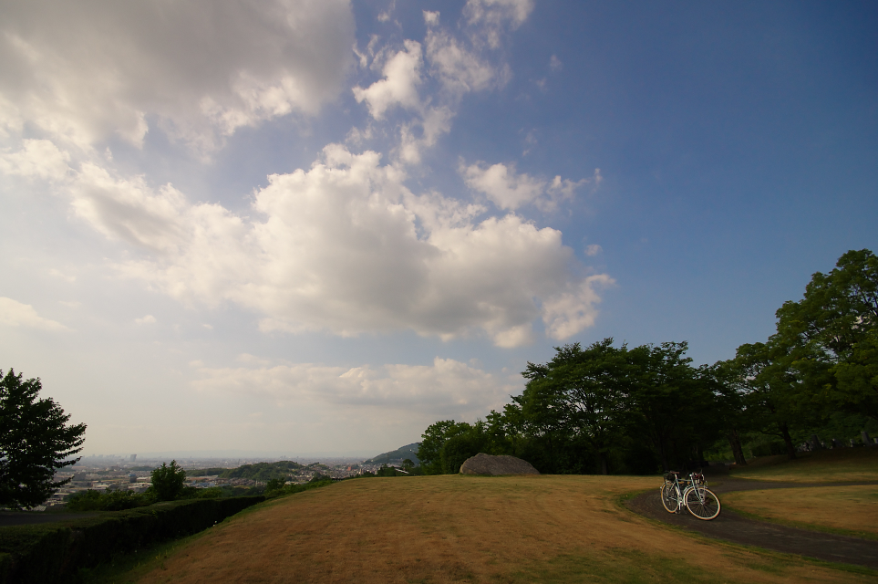 空と雲と自転車と