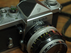 Nikon F