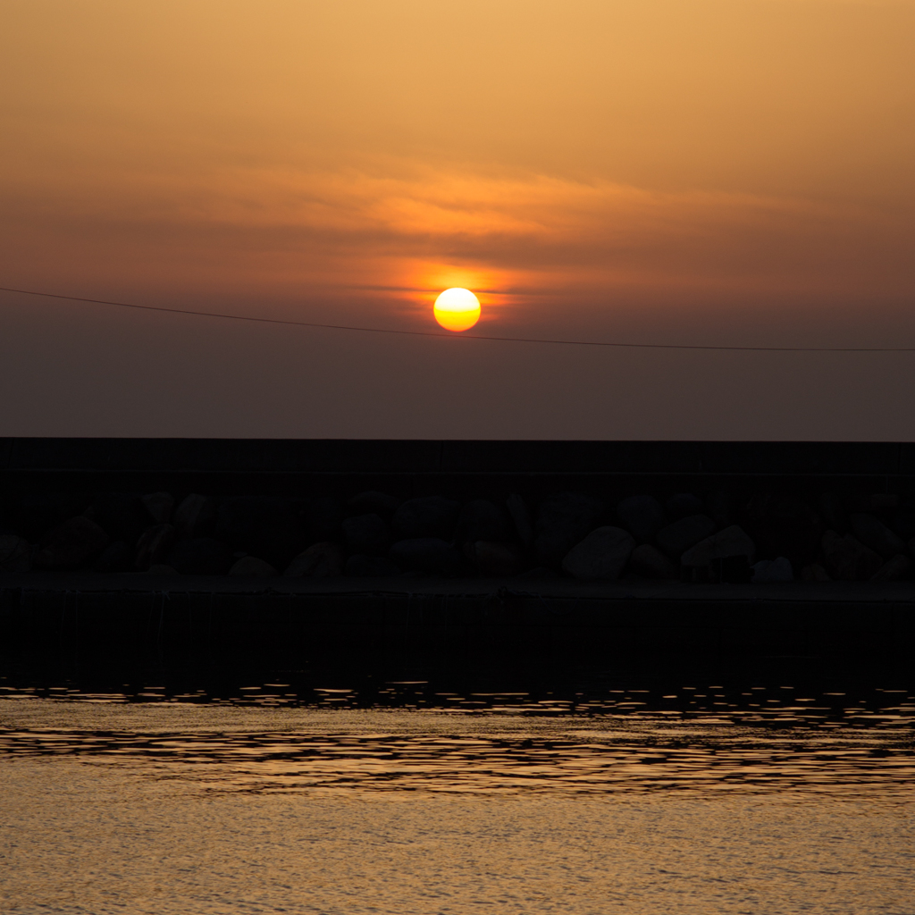 綱渡りの夕日