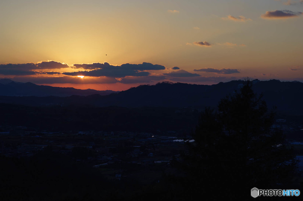 夕日と雲と