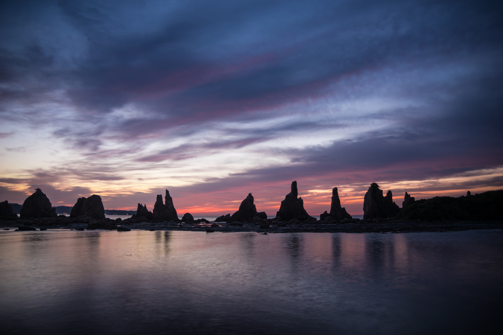 橋杭岩<朝焼け>