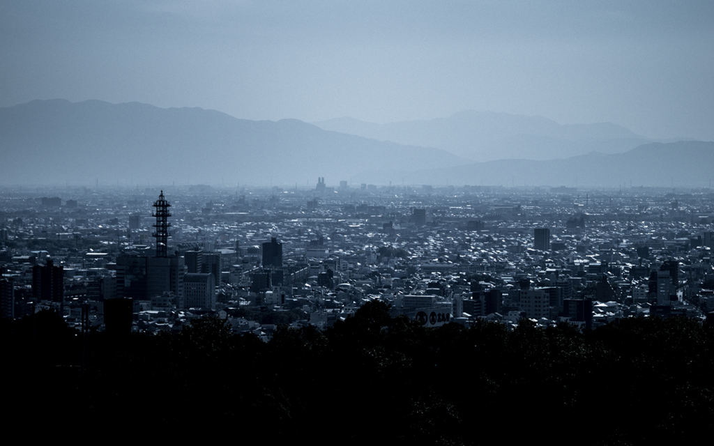 電波塔？