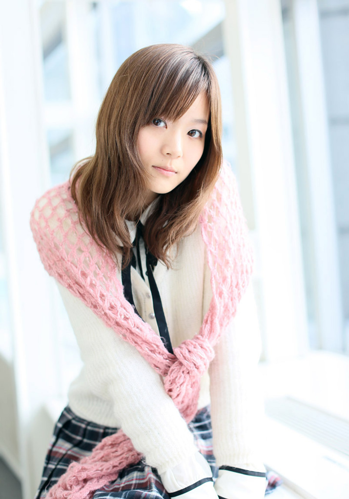 P047 Anna 04