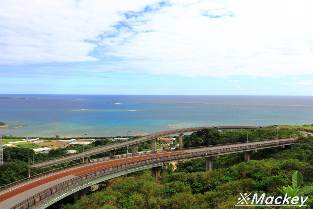 沖縄　ニライカナイ橋