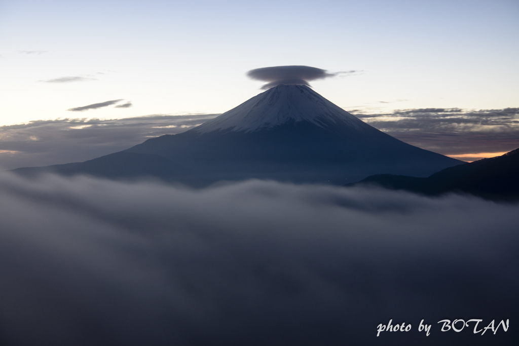 富士と雲海