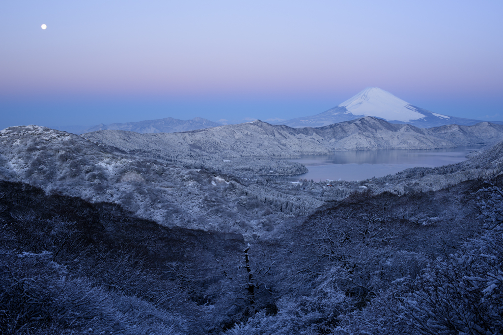 白雪物語　-月-