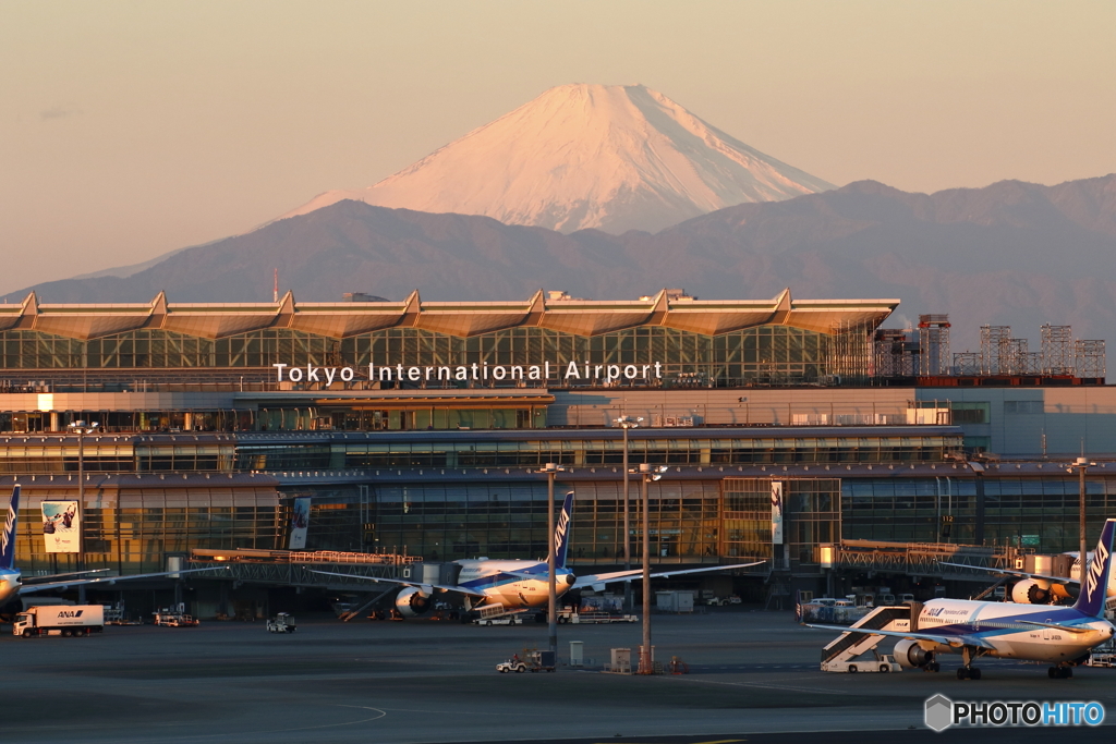 羽田空港の朝