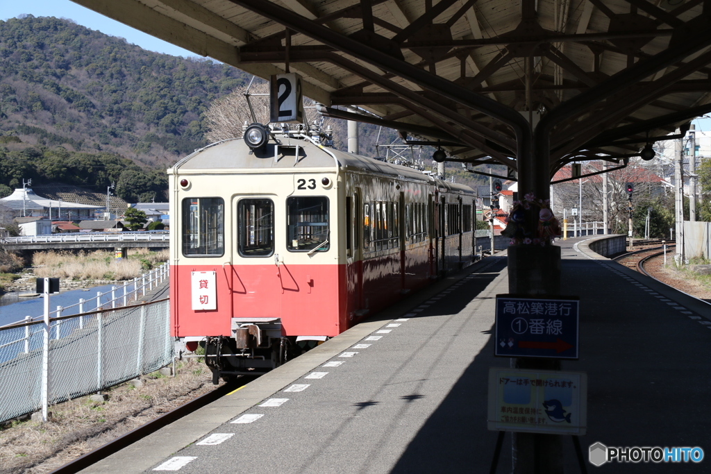 ことでん 琴電琴平駅　２０型
